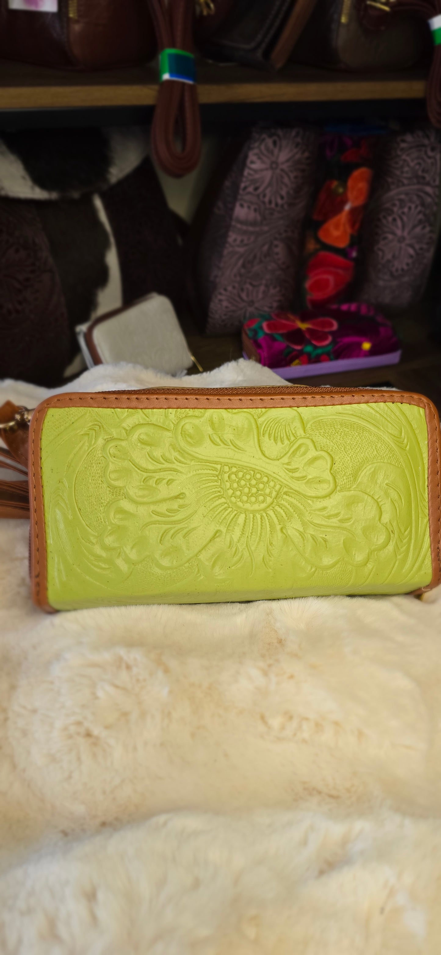 Leather wallet/crossbody