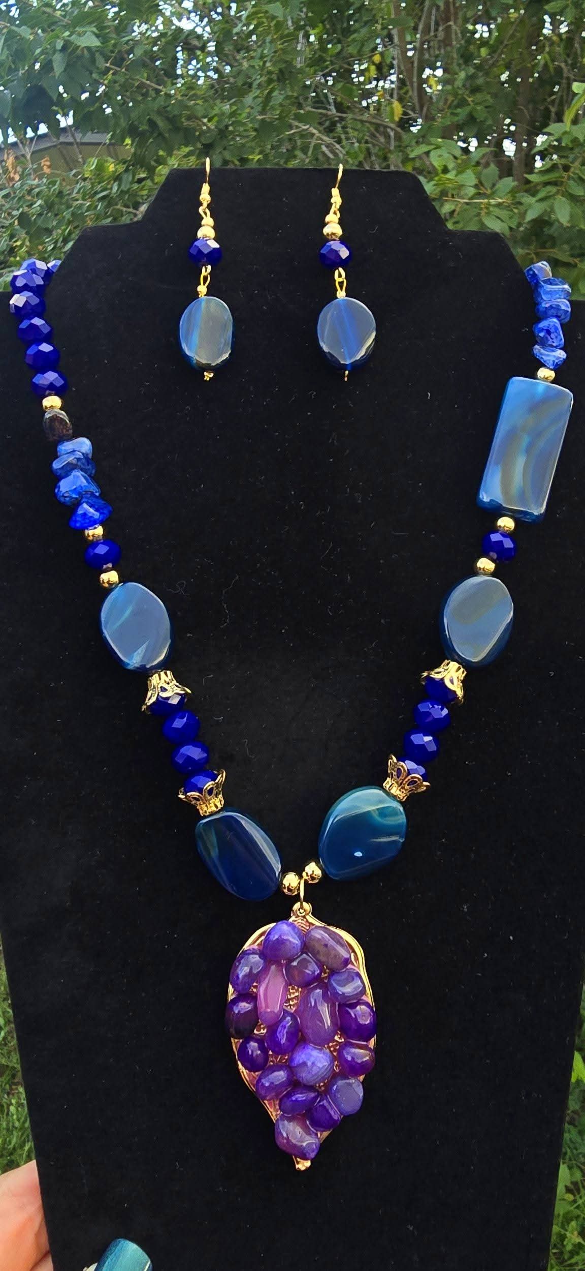 Natural Stone Leaf Pendant Sets